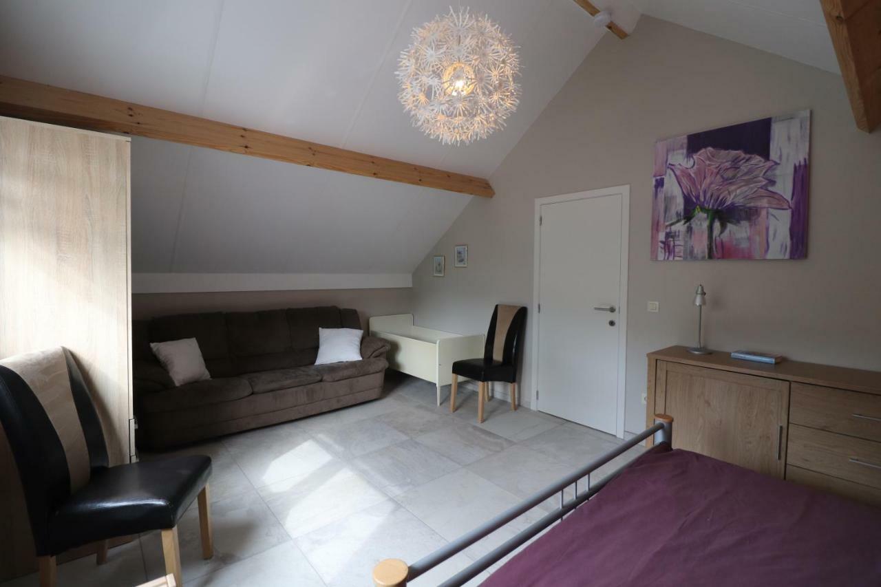 Stefjes Holiday Home Dilsen-Stokkem Eksteriør billede